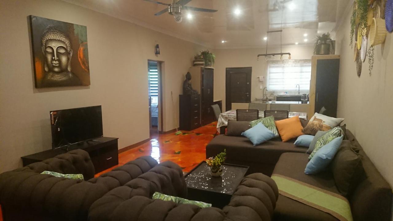 Svh Bush Lodge Marloth Park Bagian luar foto