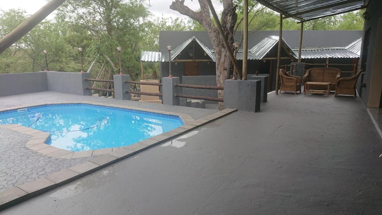 Svh Bush Lodge Marloth Park Bagian luar foto